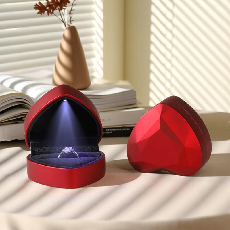 Velvet Ring Box Led Light Proposal - 1 Buah Kotak Perhiasan LED Mewah