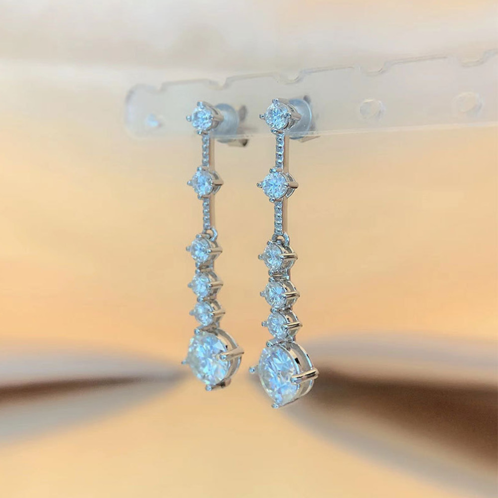 Moissanite Stud Earrings Round Cut 1Ct - Anting-anting berbentuk tetesan dengan batu moissanite