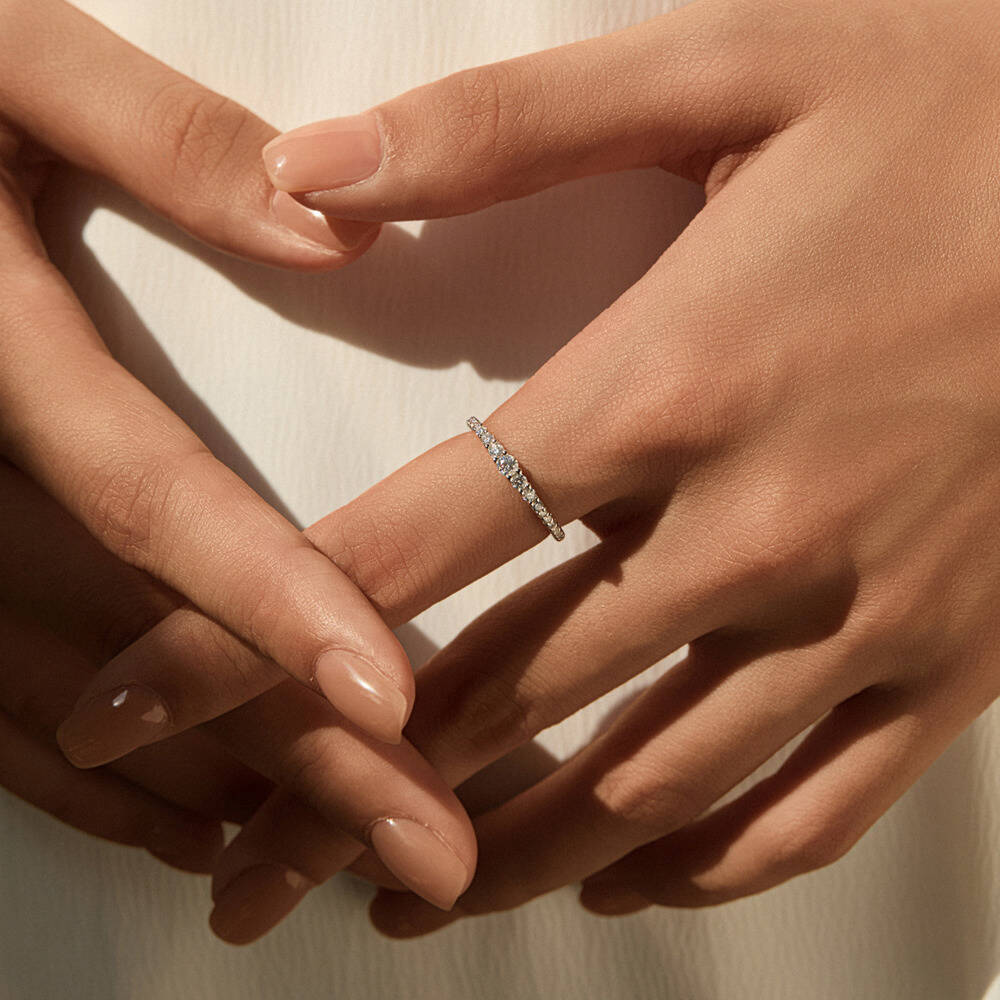 Cincin Eternity Band Moissanit - Moissanite Eternity Band Ring Stackable ulasan dan harga