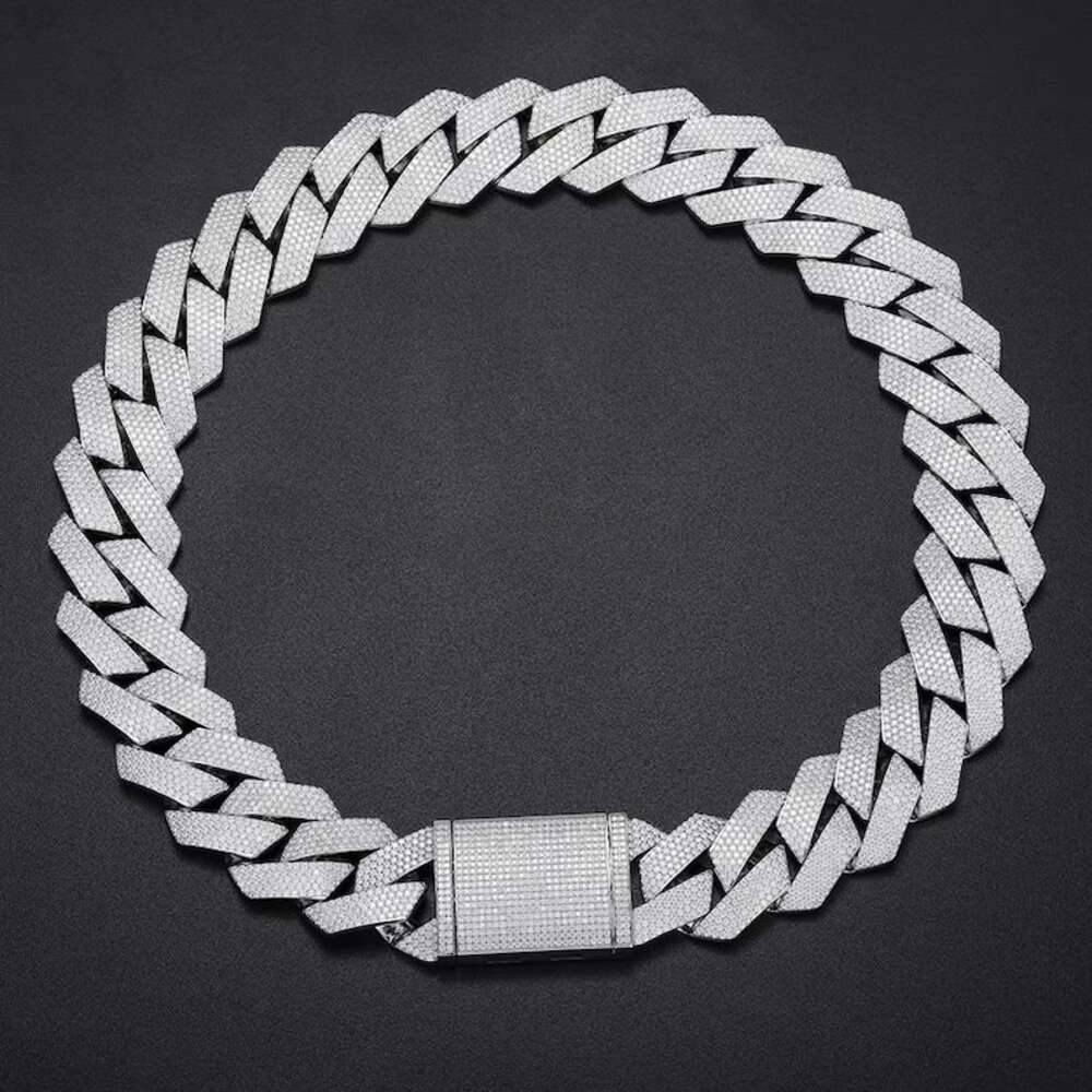 Perhiasan Mewah Bertabur Batu  - Moissanite Cuban Link Chain Iced Out ulasan dan harga