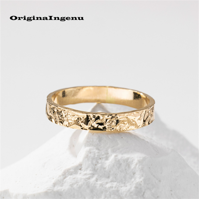 14K Cincin Hammered Buatan Tan - Lab Grown Diamond Ring 14K Gold ulasan dan harga